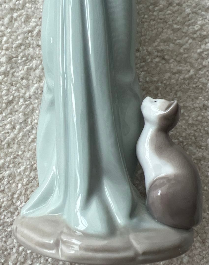 LIADRO 女の子と猫　美品