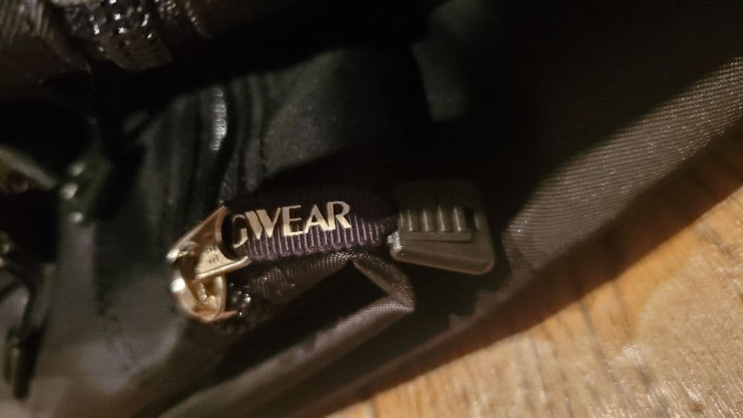 【新品】マンシング高級ナイロンバッグ