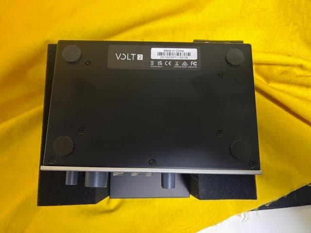VOLT 2 USBオーディオインターフェイス