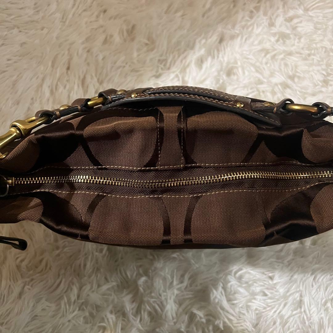 【希少極美品】COACH コーチ ターンロック シグネチャー ワンショルダー