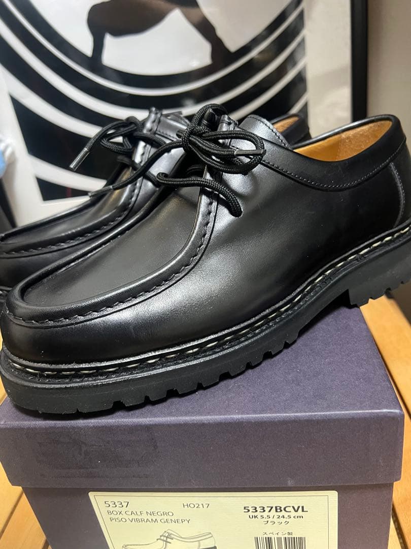 Berwick 5337BCVL ブラック モカシン UK5.5