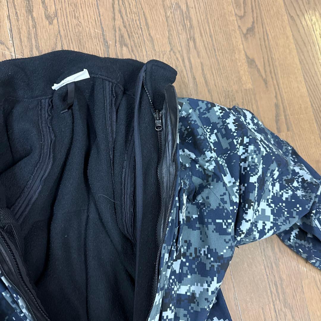 NWUアウターとフリースインナーセット