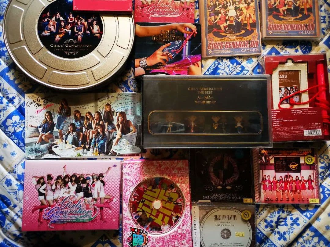 韓国K-POP　少女時代　大量CDセット　シングル+アルバム