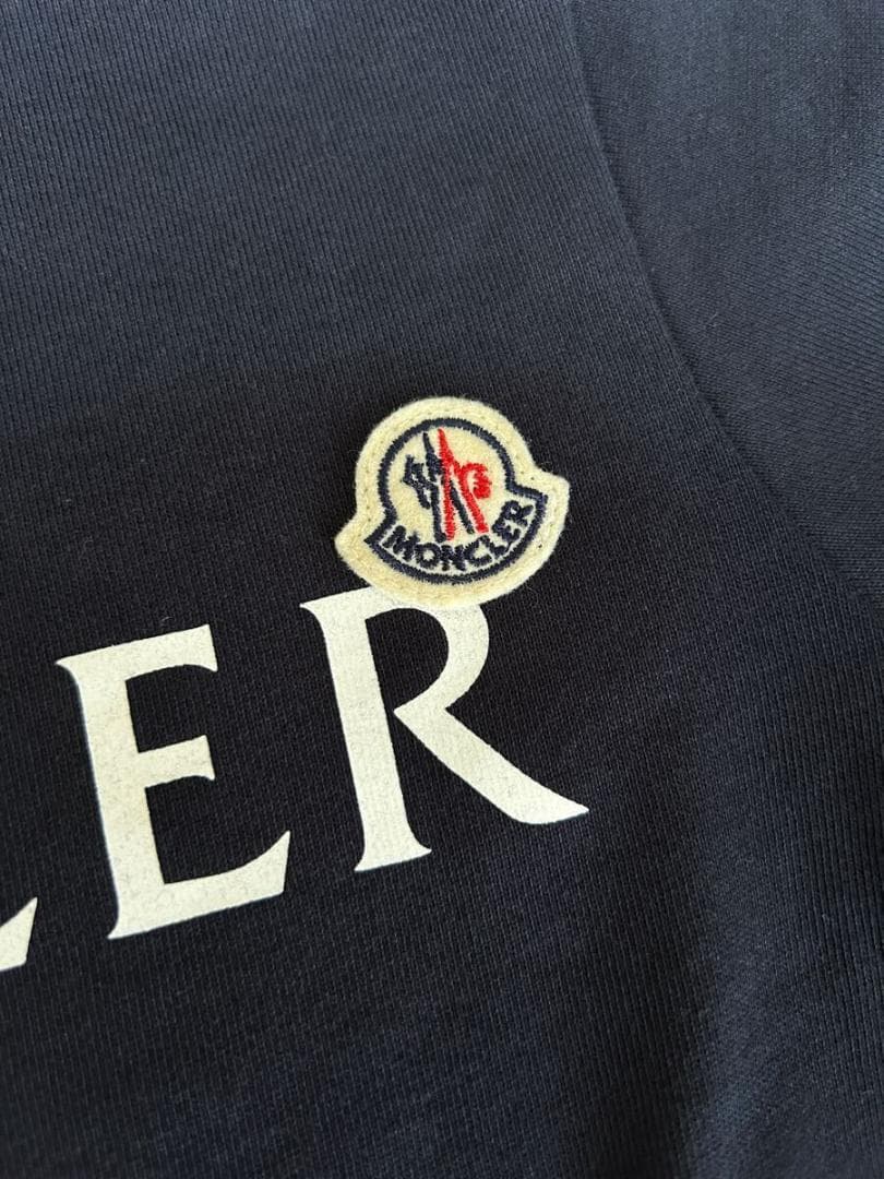 ★モンクレール　22年　スウェット　140センチ　10歳　ネイビー　美品★