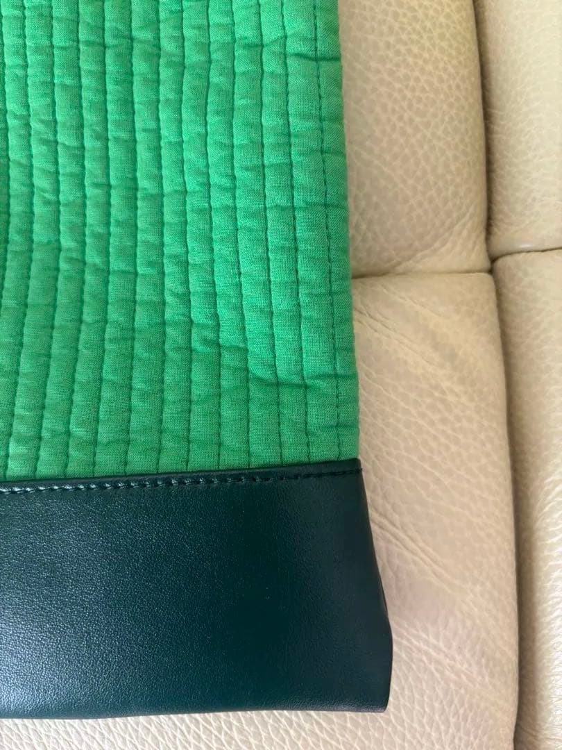 ピオヌンナル✖️familiarコラボ　ミルク　バンブー