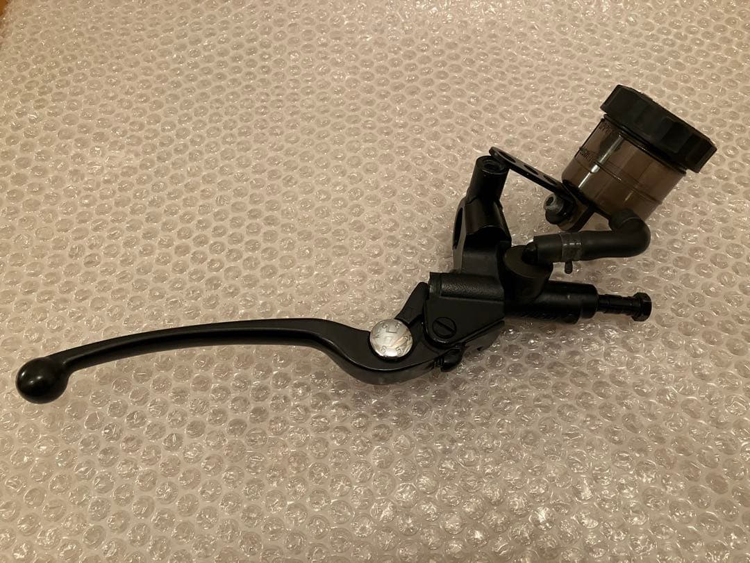 ニッシン　マスターシリンダー5/8 ゼファー750