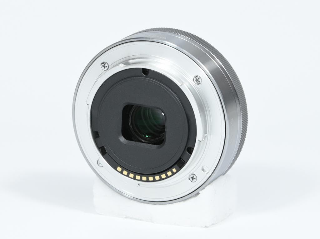 【超美品】 ソニー　SONY E 16mm F2.8 SEL16F28