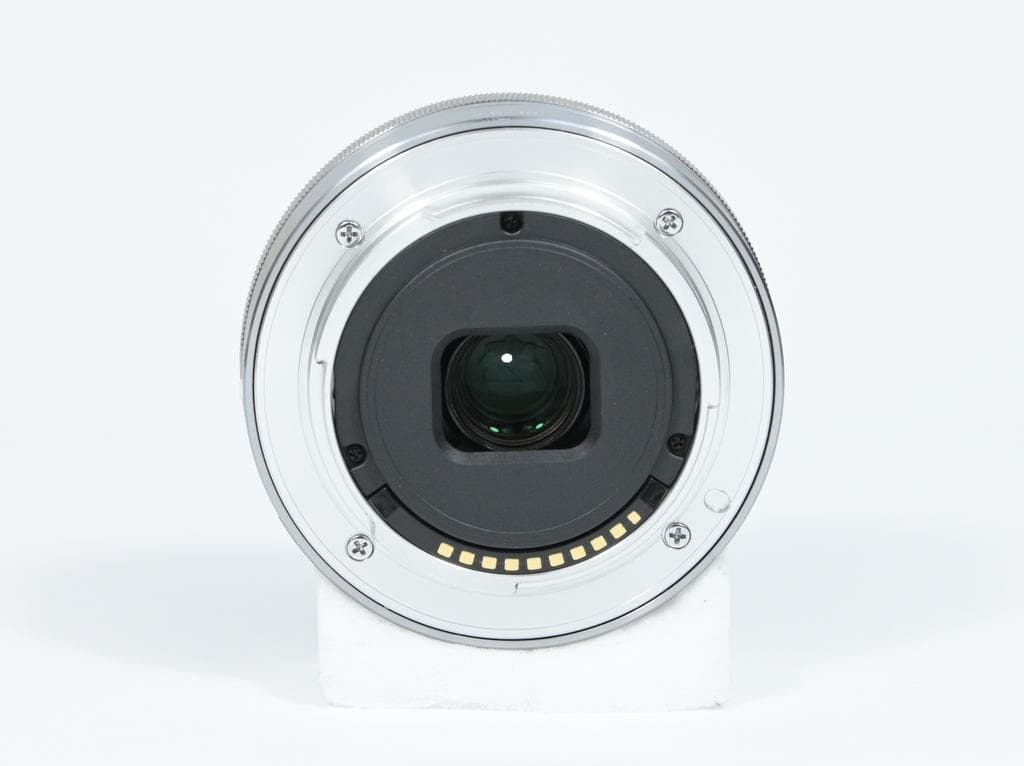 【超美品】 ソニー　SONY E 16mm F2.8 SEL16F28