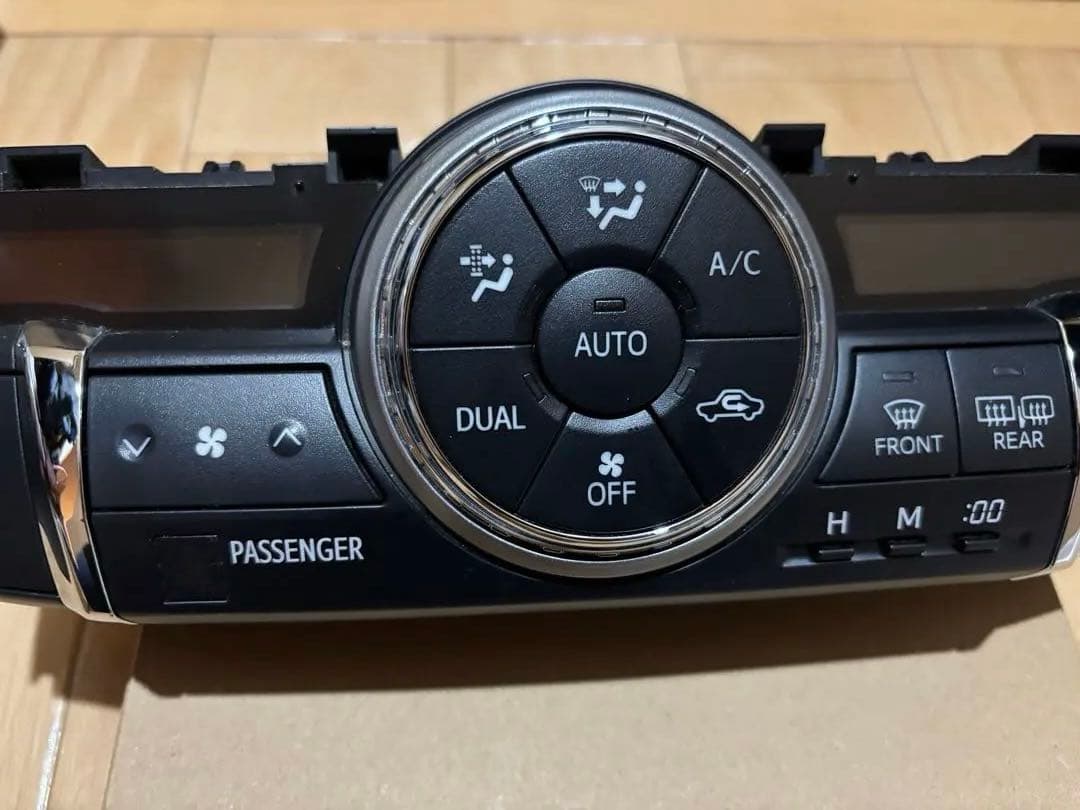 マークx 130系 中期・後期 純正エアコンパネル