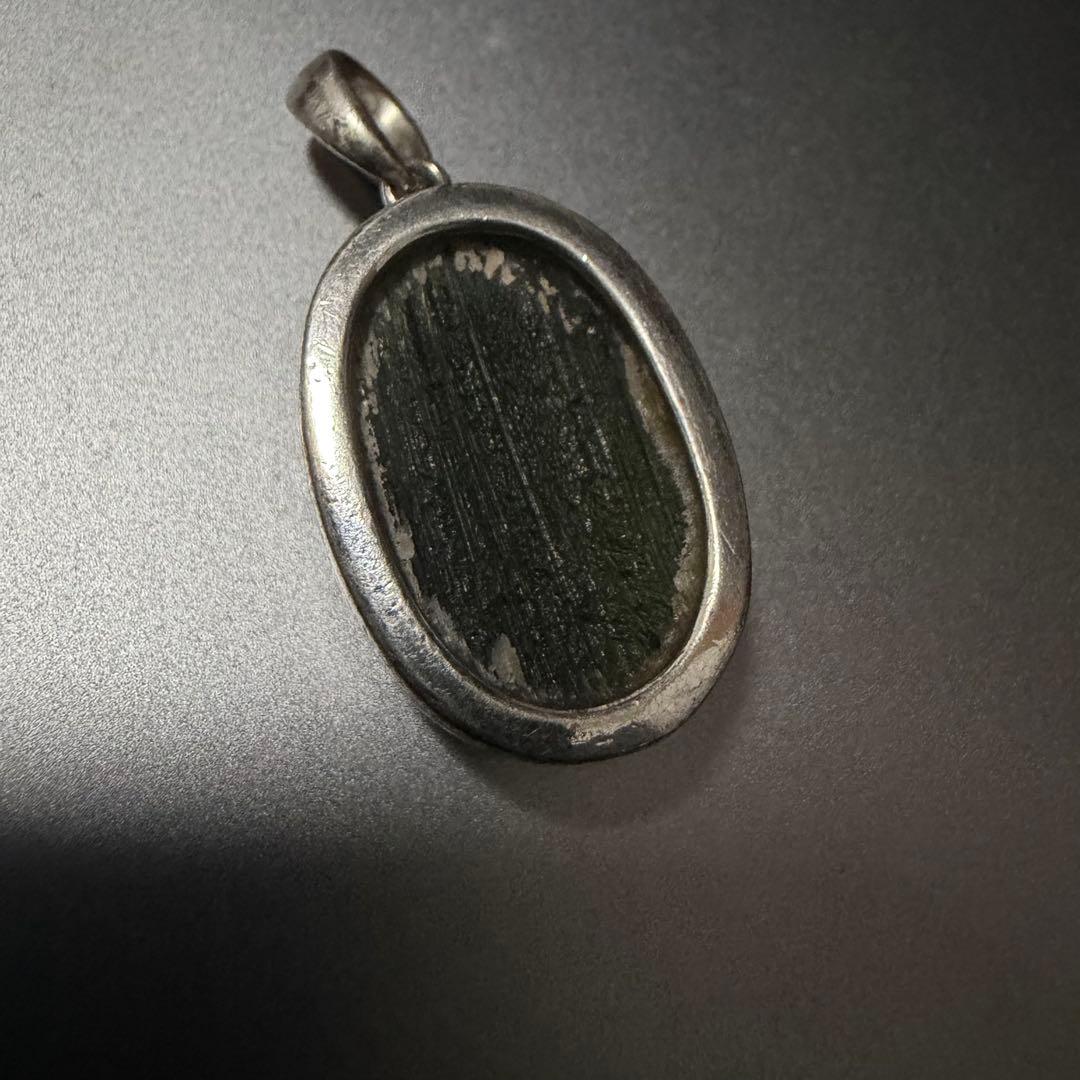 天然モルダバイト　ペンダント　トップ