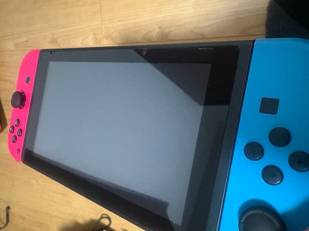 Nintendo Switch 本体 ネオン　美品　バッテリー接続時間長いタイプ