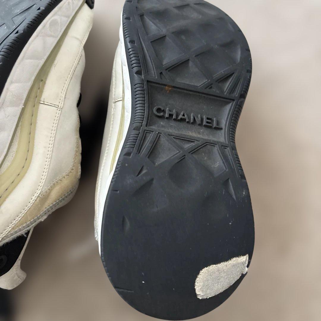 CHANEL スニーカー　ホワイト