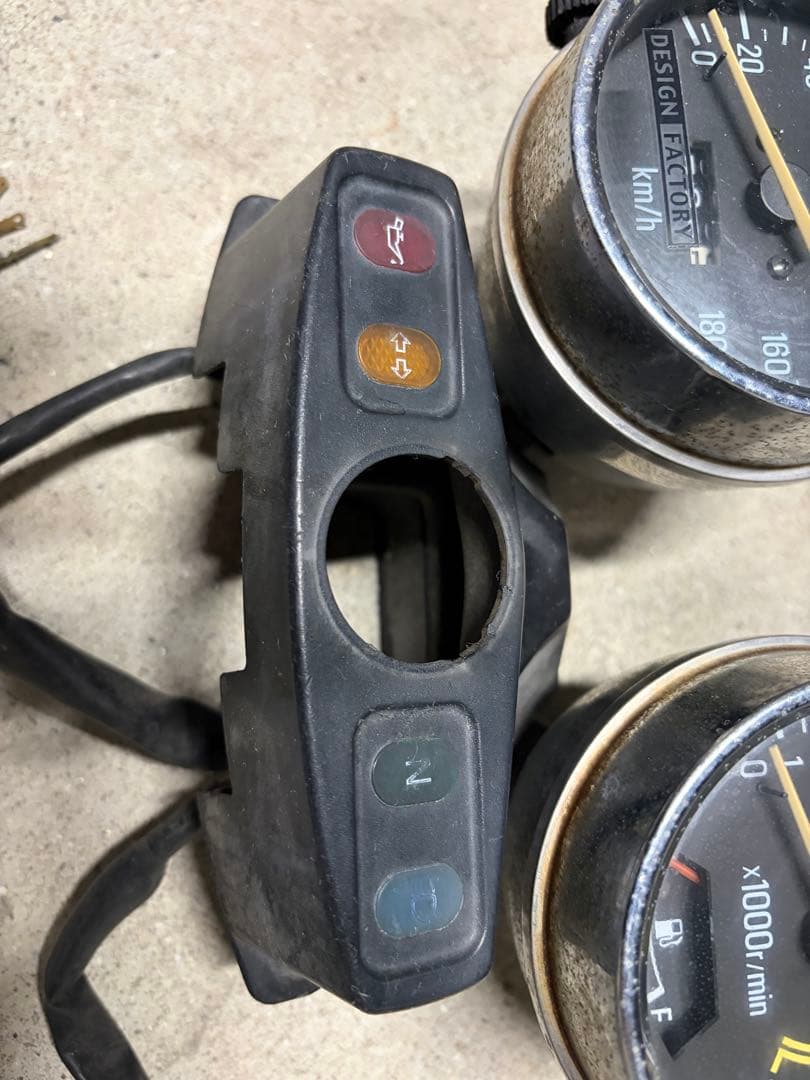 ゼファー400 スピードメーター　1992年式