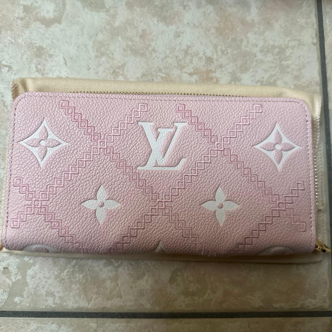 ルイヴィトン 長財布　新品未使用