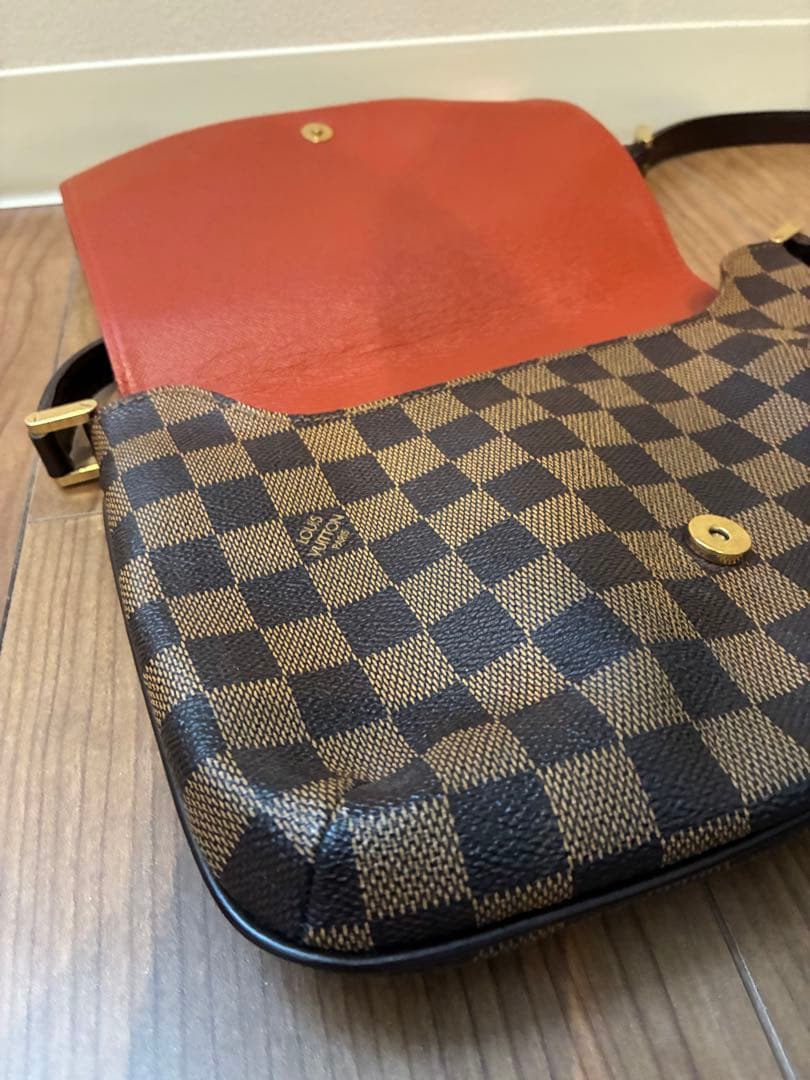 ダミエパターン ショルダーバッグ ブラウン