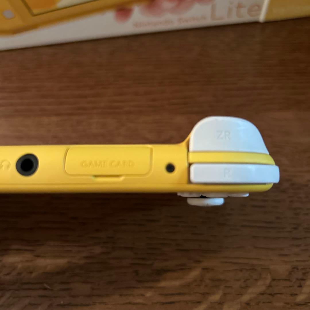な*ん様 Nintendo Switch Lite イエロー 本体