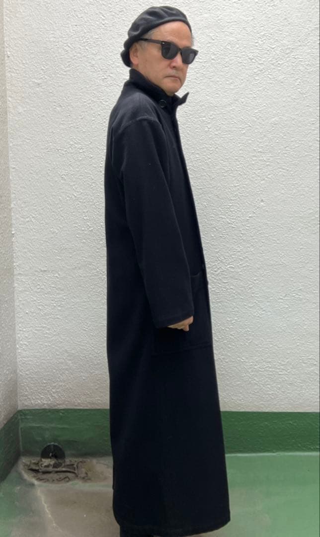 黒のロングコート ウール