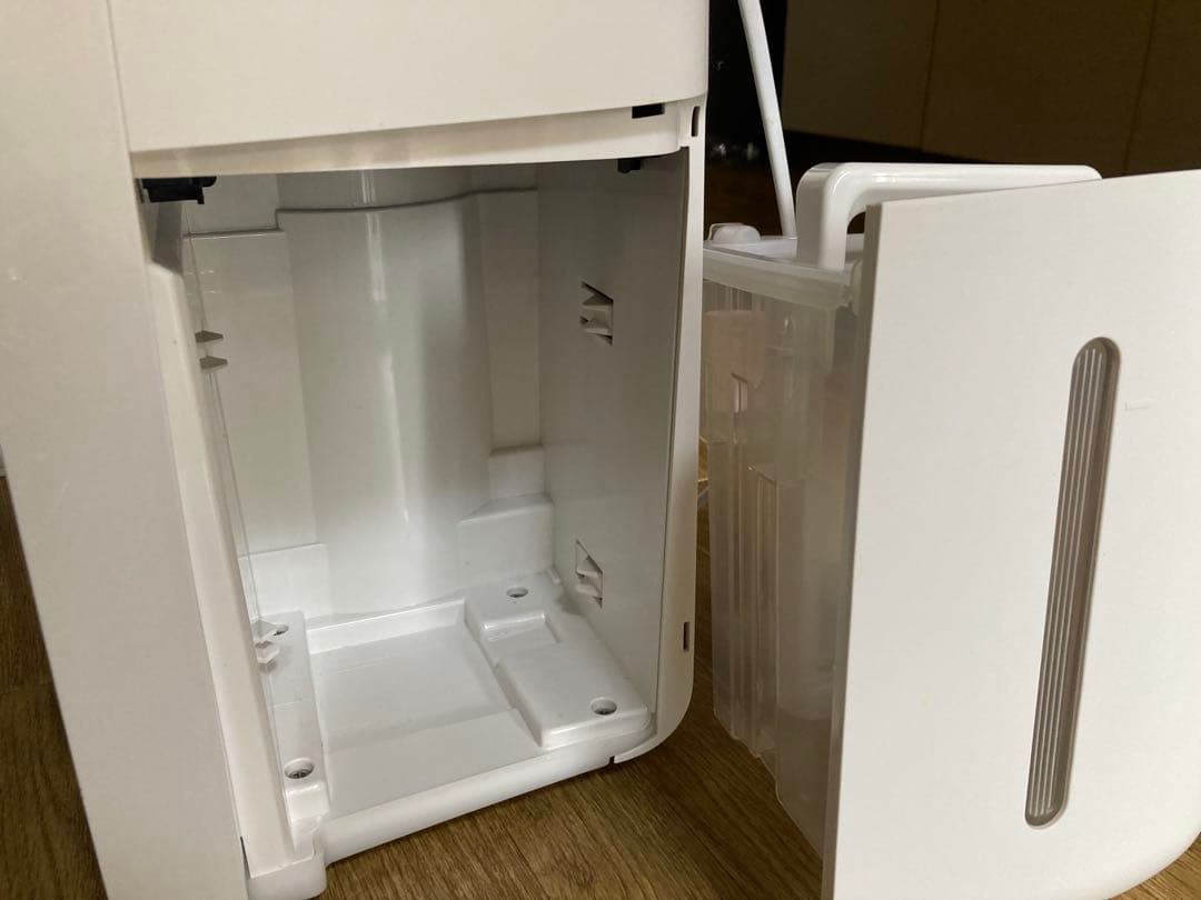 SHARP 除湿機 CV-P71 ホワイト