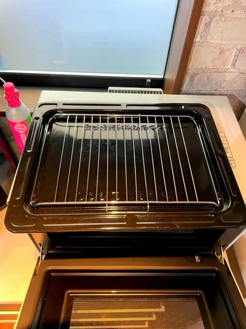 TOSHIBA定価58,000円過熱水蒸気オーブンレンジ石窯ドームER-ND8