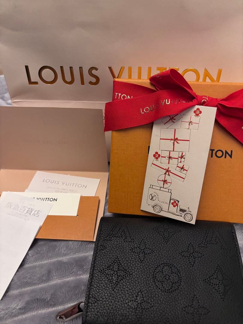 【5ｈ限定セール‼️】 LOUIS VUITTON ポルトフォイユイリスコンパクト