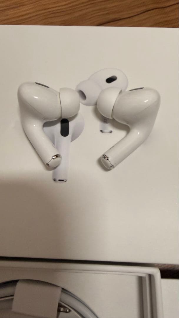 Apple AirPods Pro 第2世代 本体＋ケース 箱・ケーブル