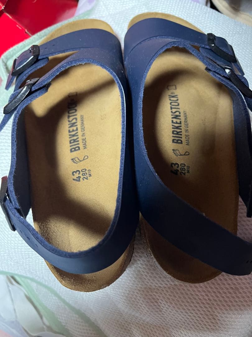 美品BIRKENSTOCK ビルケンシュトック　ミラノ　ネイビー サンダル 43