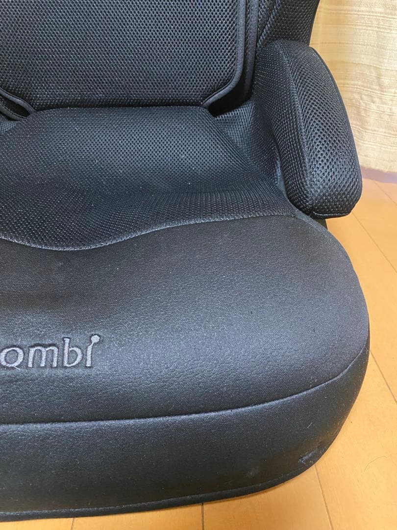 中古美品　コンビ　ジョイトリップアドバンス　ISOFIX 2024年製