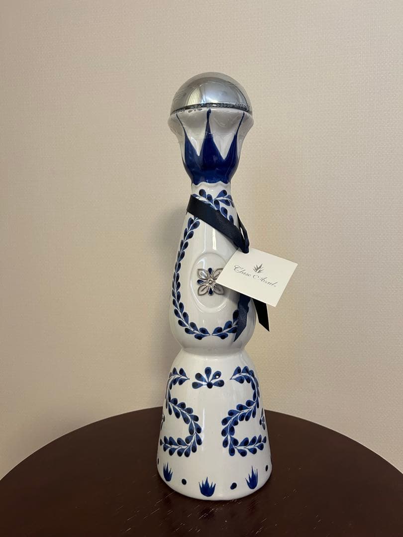 【新品未開封】『クラセ・アスール レポサド 750ml』陶器ボトル　箱付