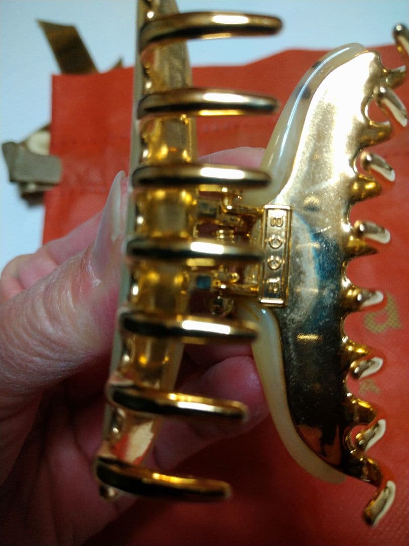 値下げアッカクリップ中