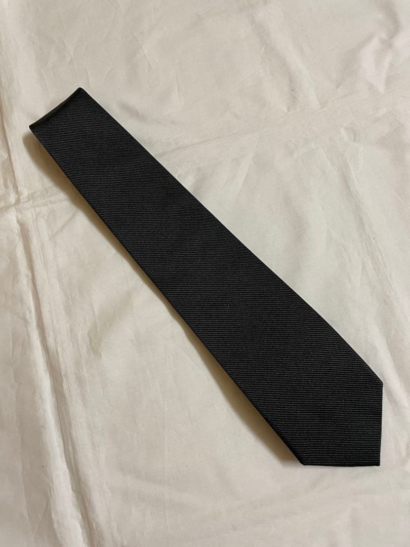 E.G. CAPPELLI NAPOLI ダークグレーネクタイ