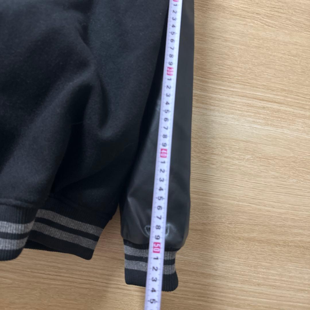 Tiffany & Co. Nike タイプスタジャン 黒