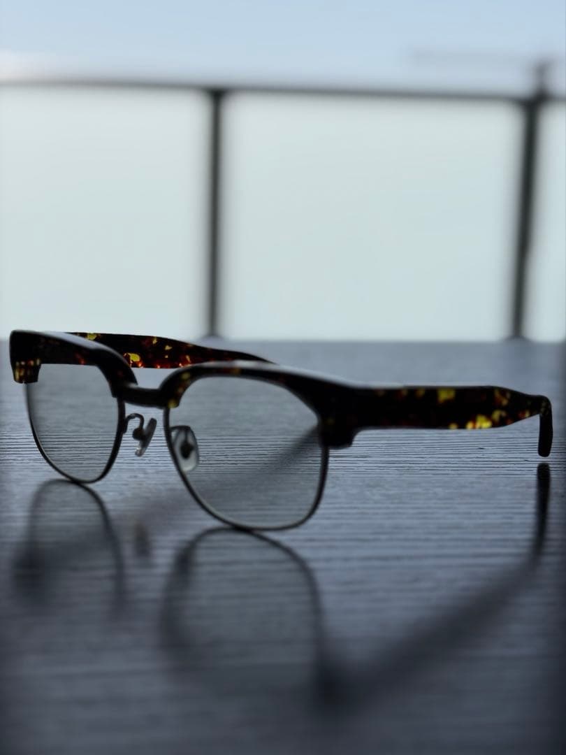 調光サングラス UNCROWD/アンクラウド　LANCER tort/clear