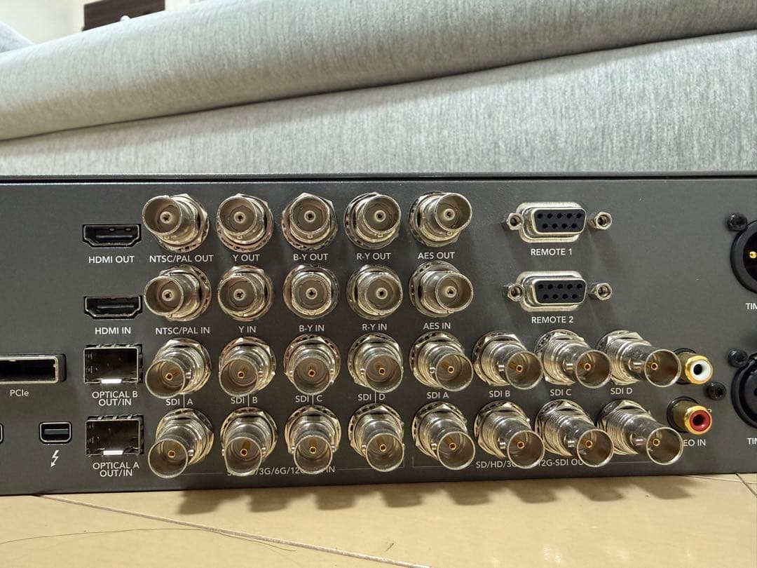 Blackmagic UltraStudio 4K Extreme 未確認