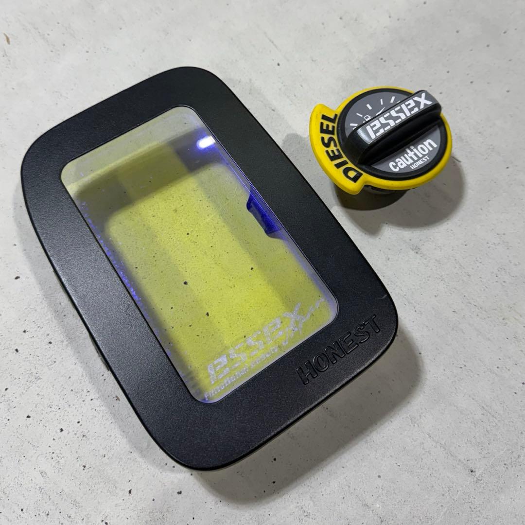 ハイエース HONEST ガラスリッド ESSEXコラボ