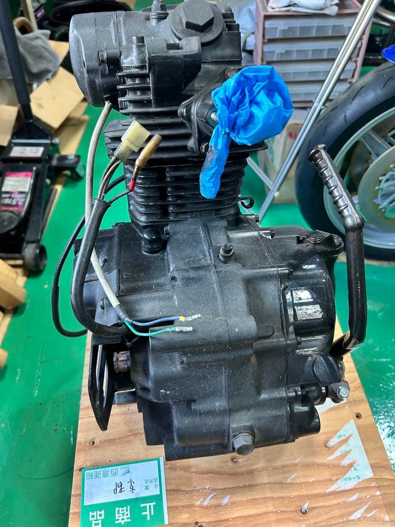 赤*白様 XL125R エンジン HONDA