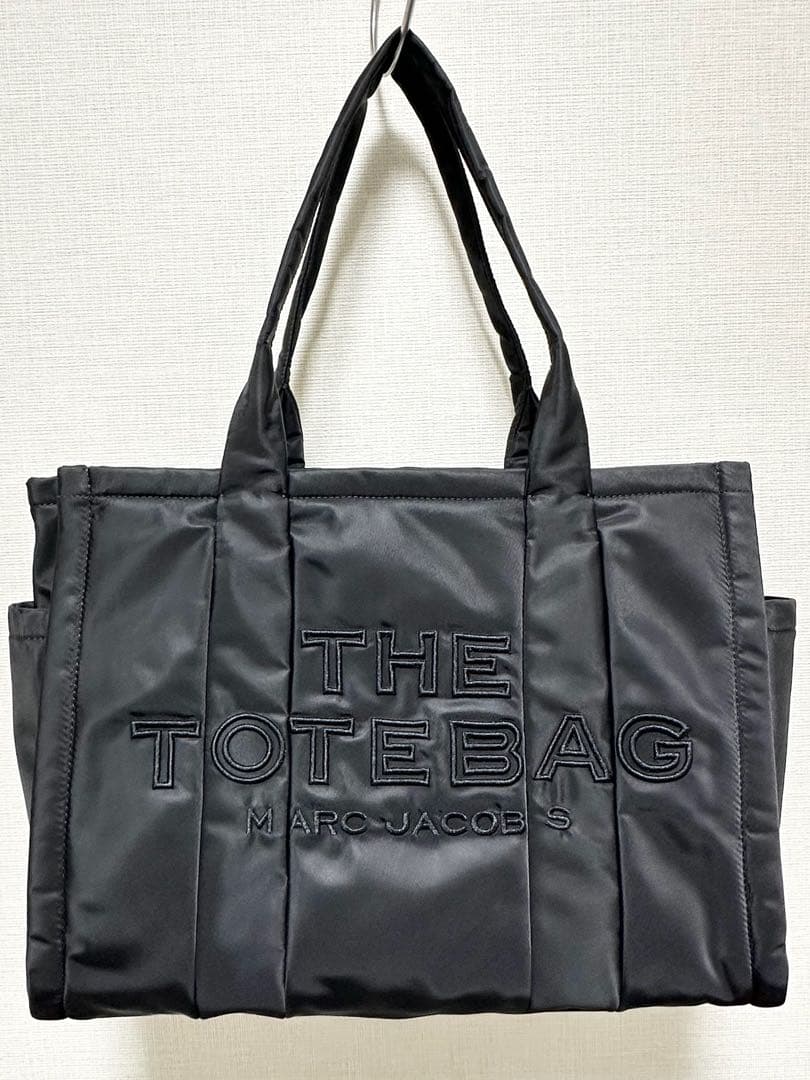 新品★マークジェイコブス ザ パフィー ナイロン ラージ トートバッグ ブラック