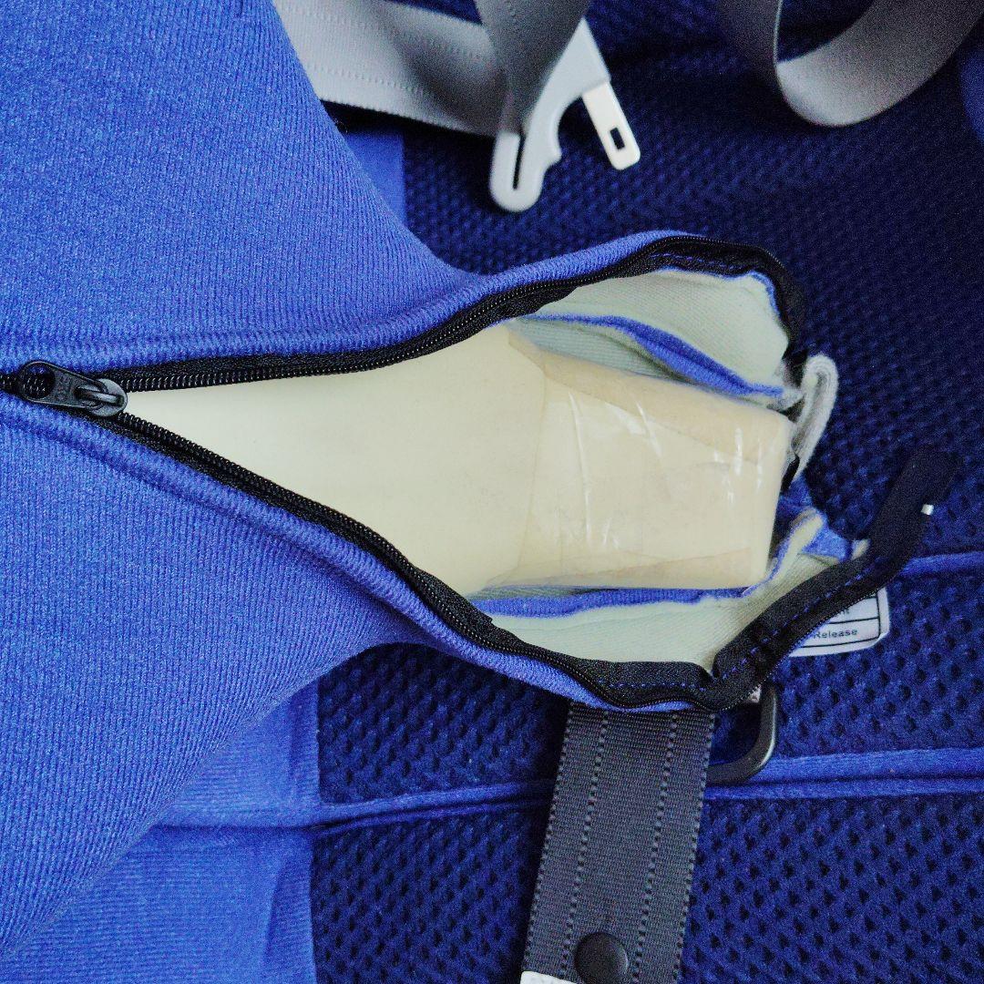 CARROT 3 障害児車載用座位保持装置　 青