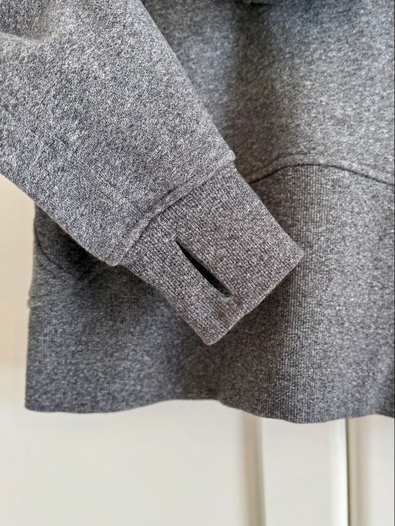 ルルレモン フーディー ヨガ グレー