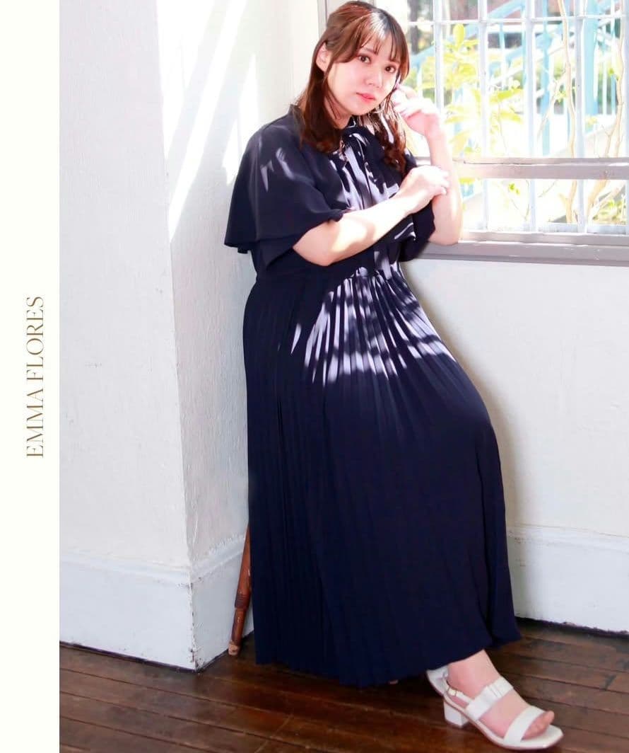 k*e様 エマフローレス Holly コラボ ケープデザインプリーツワンピース