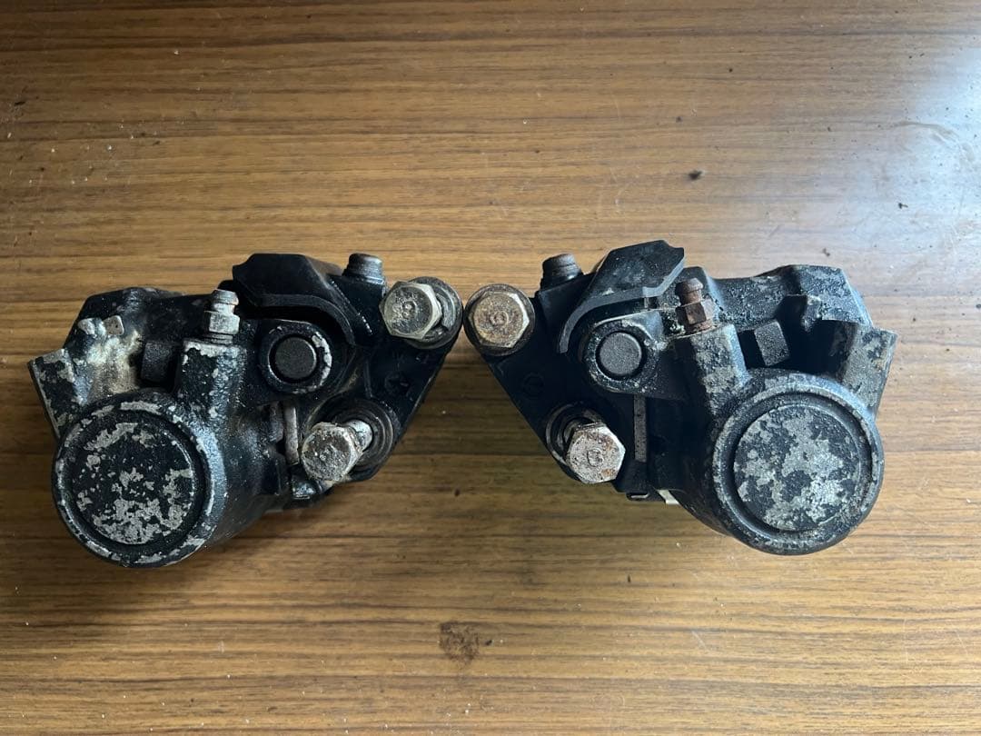 XJ400D純正フロントキャリパー