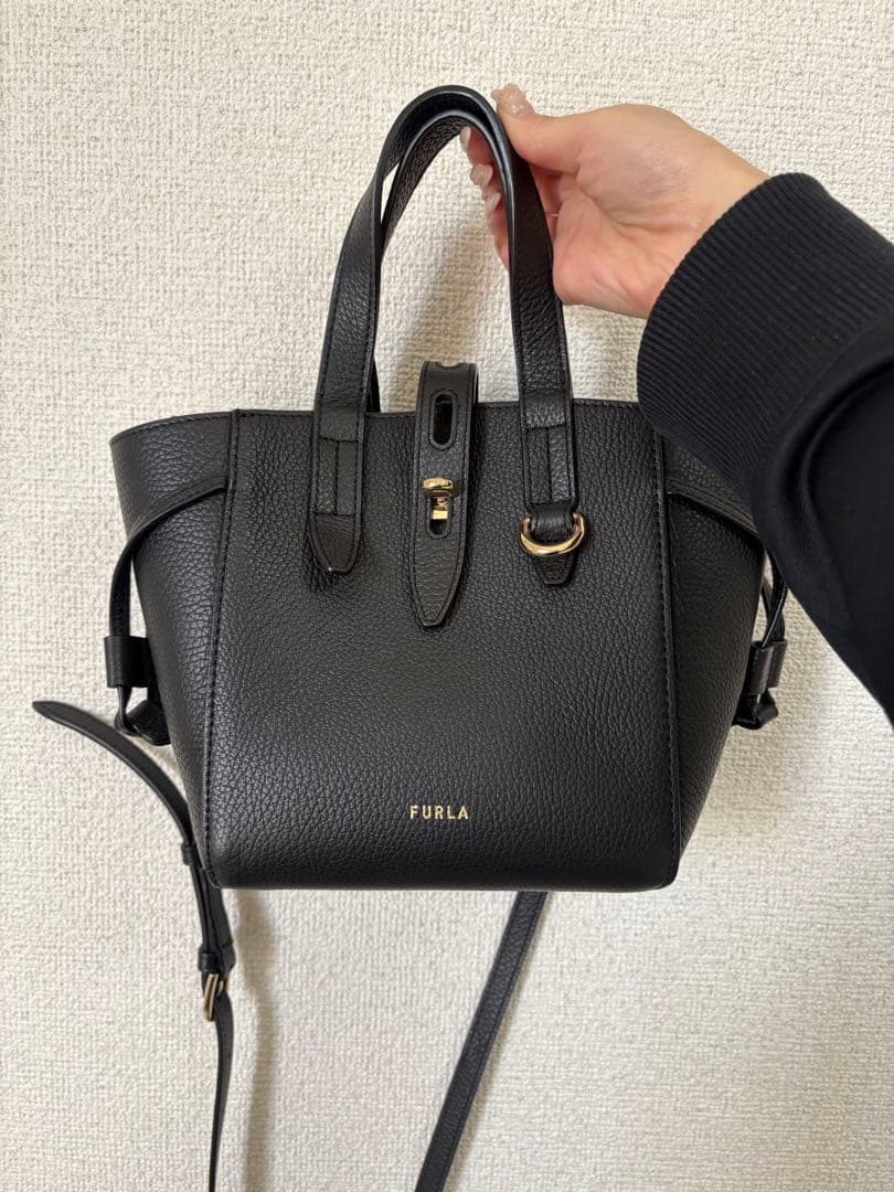【kirari】FURLA 黒　ミニトートバッグ