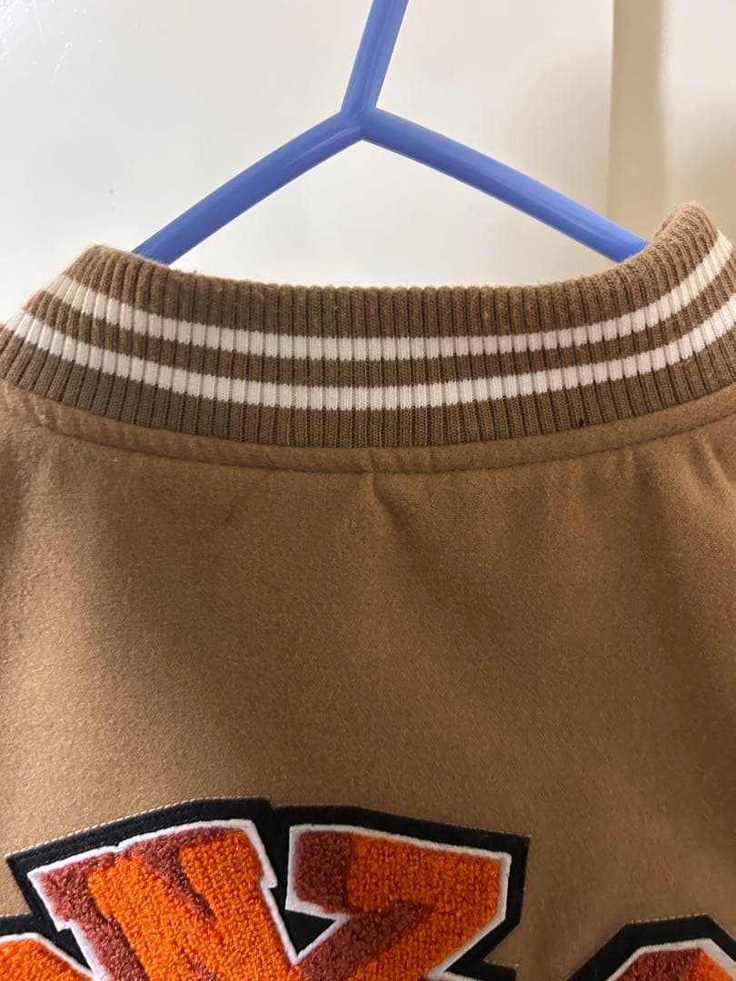 (What it isNt)ART BY MARK GONZALES スタジャン