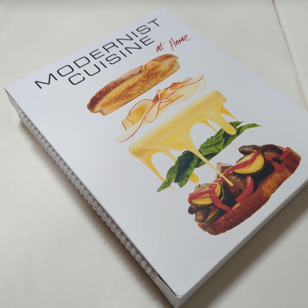 Modernist Cuisine at  英語版
