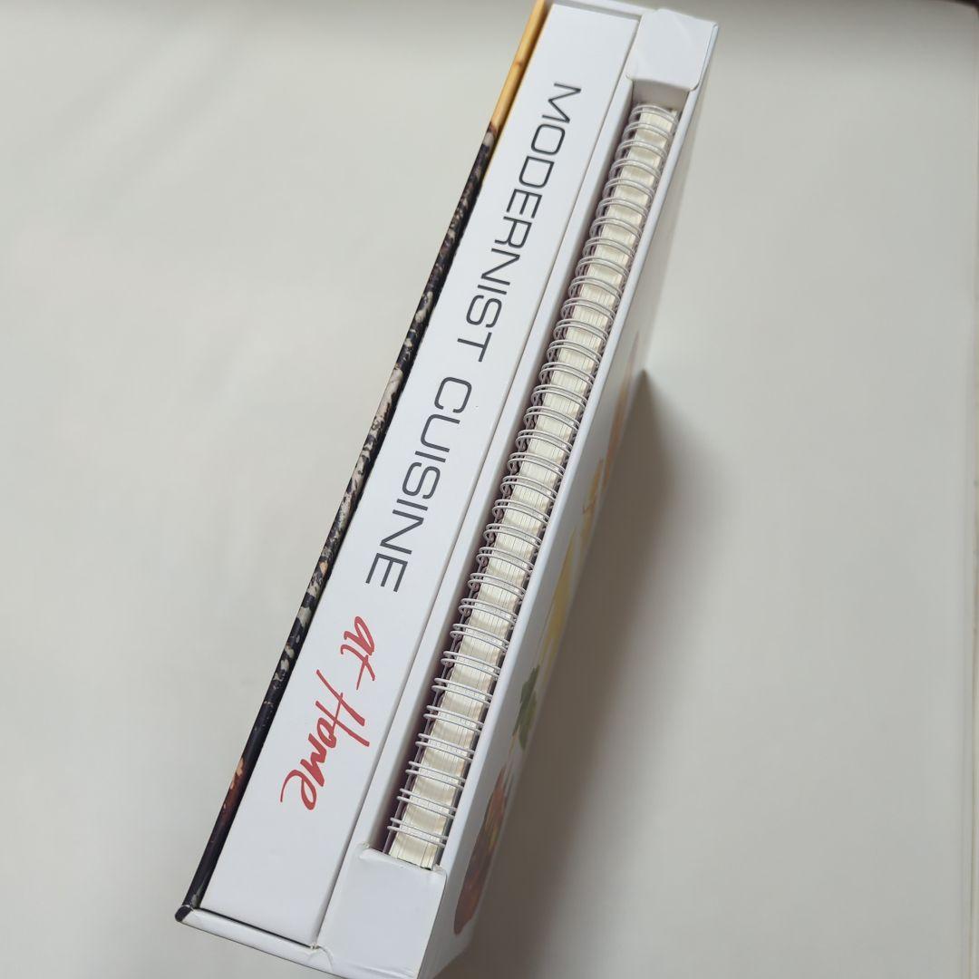 Modernist Cuisine at  英語版