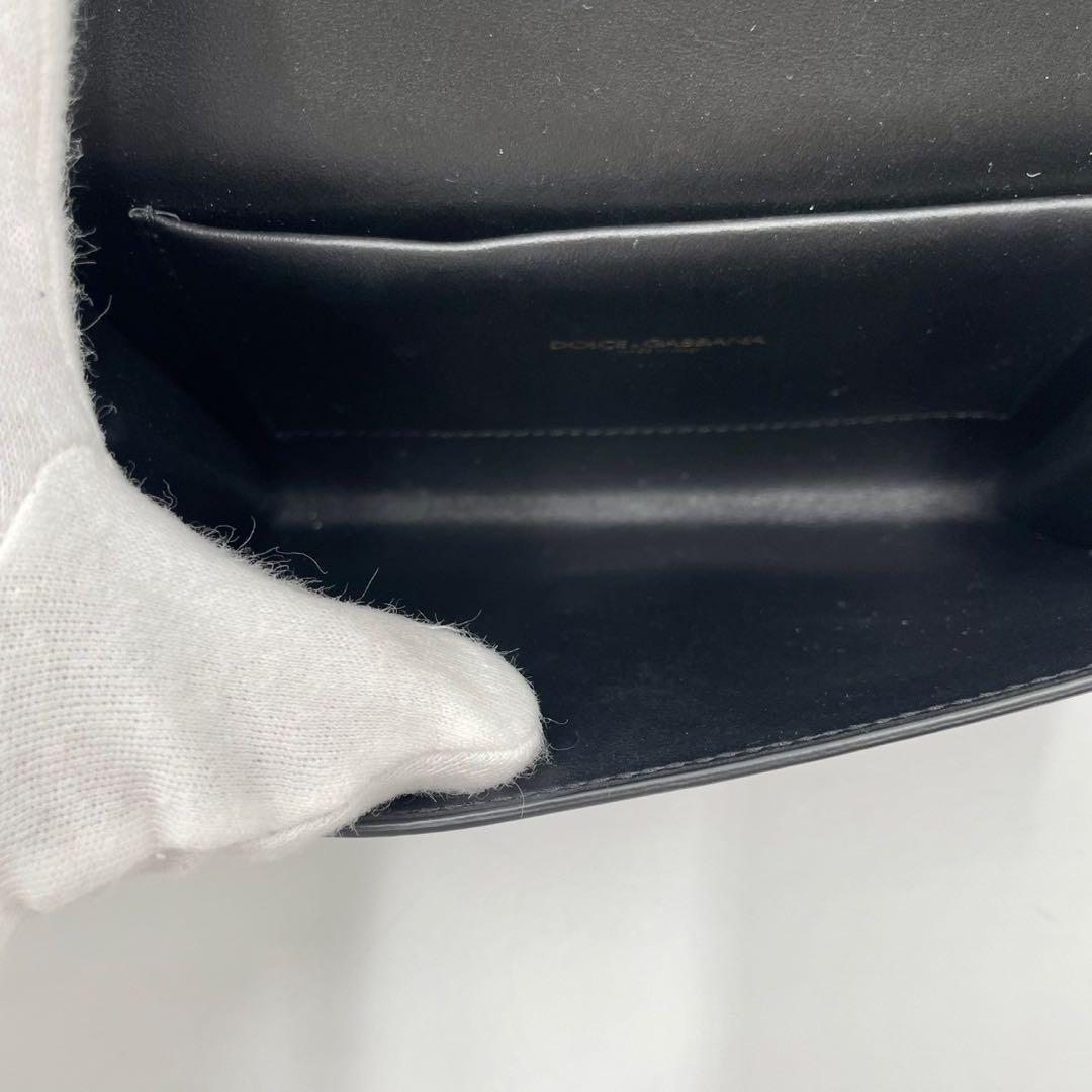 【未使用に近い】 DOLCE&GABBANA ディヴォーション ショルダーバッグ