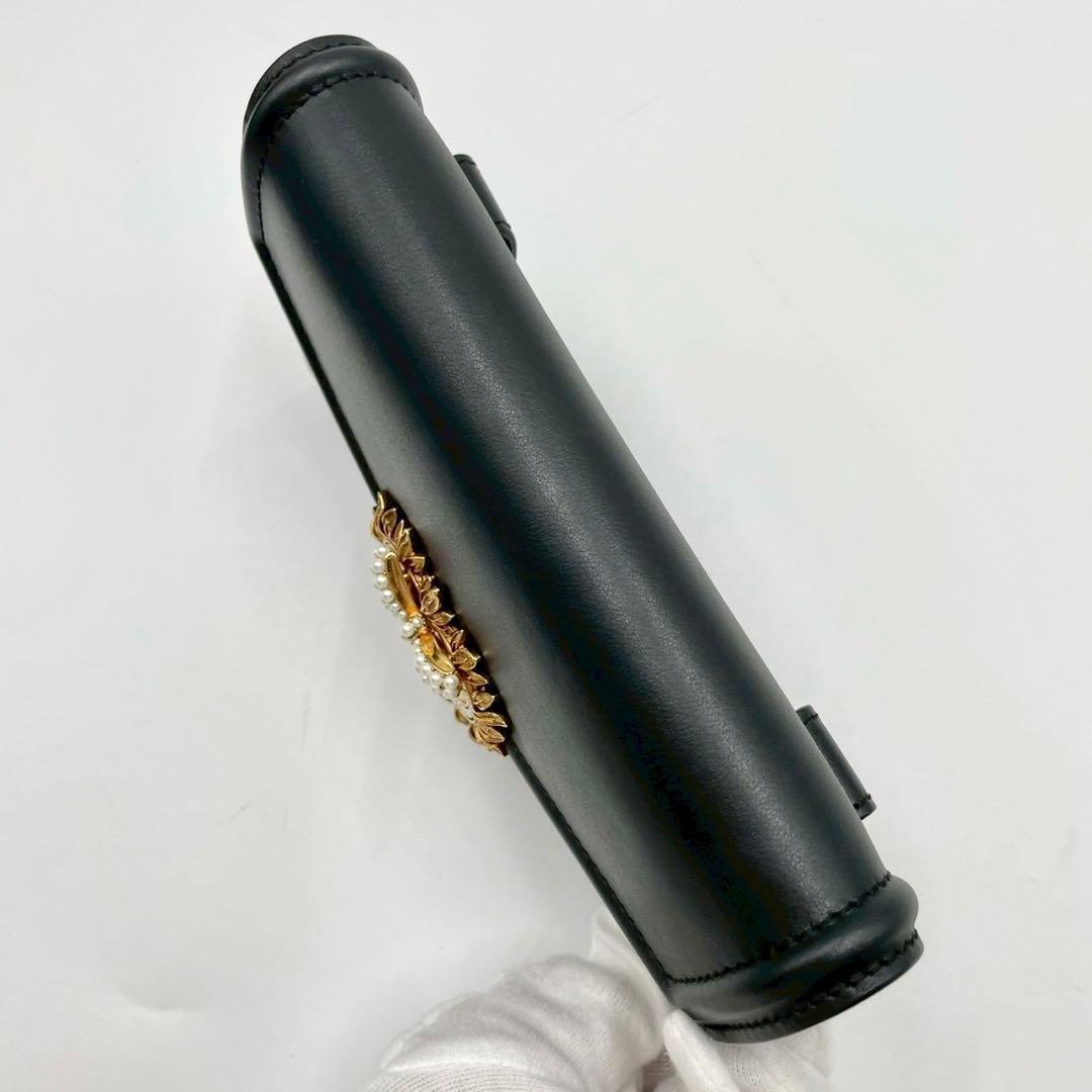 【未使用に近い】 DOLCE&GABBANA ディヴォーション ショルダーバッグ