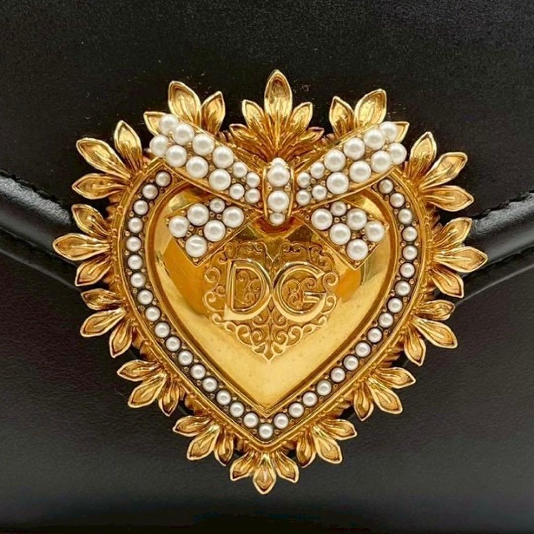 【未使用に近い】 DOLCE&GABBANA ディヴォーション ショルダーバッグ