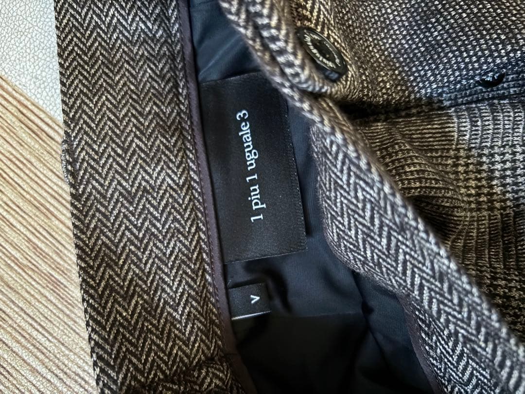 1piu1uguale3 ジャケットとパンツセット　スーツ　クレイジー