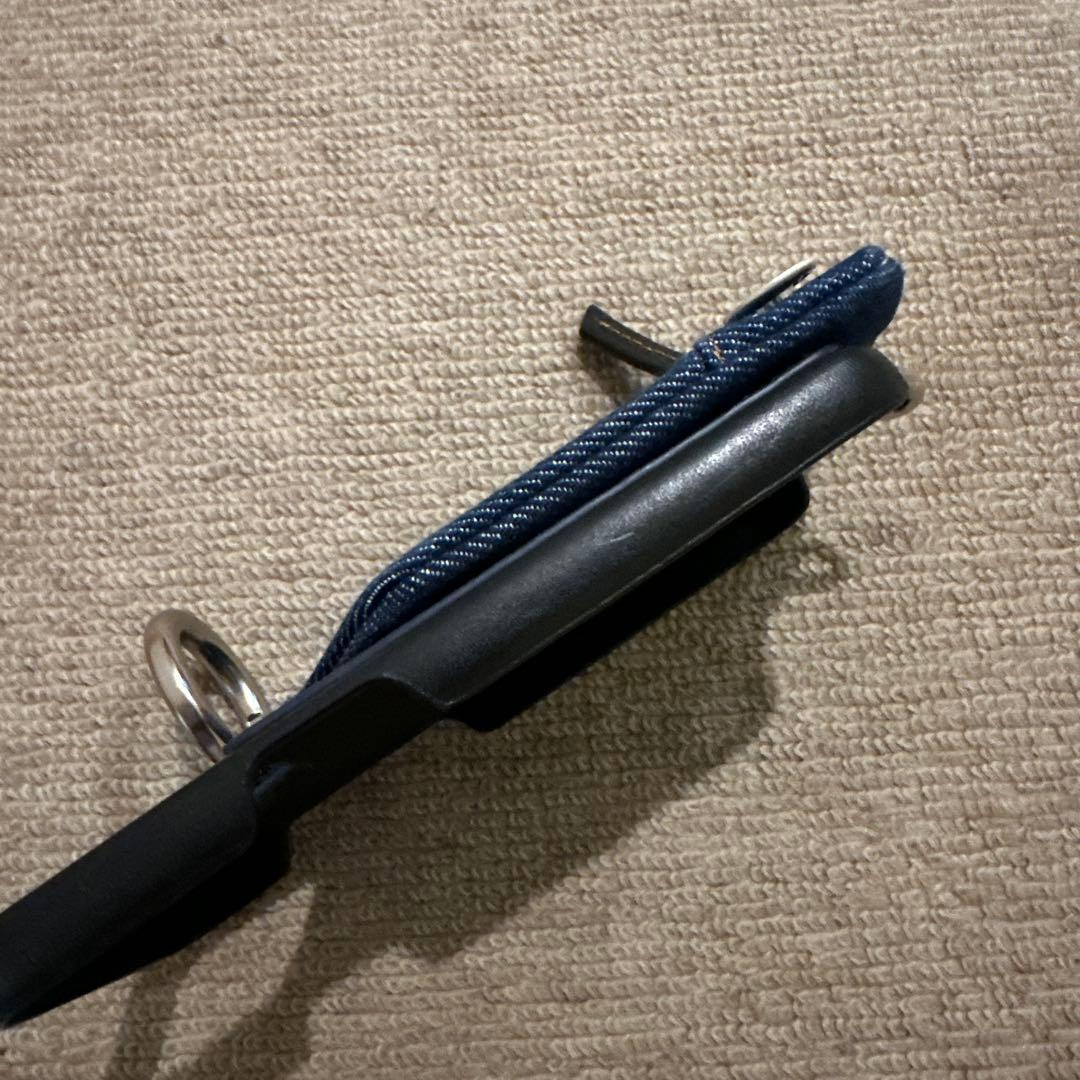 「ajew x red card」iPhone14 Pro 用スマホケース