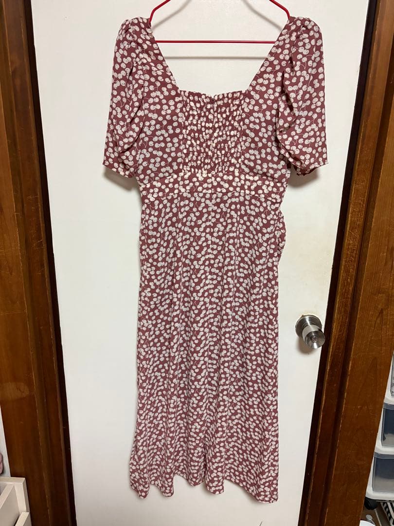 Herlipto チェリーワンピース　rosewood